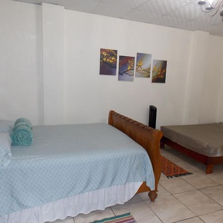 Stewart Apt- Trincity, Airport, Washer, Dryer, Office, Cable , Wifi Kültér fotó